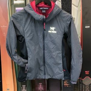 Arcteryx atom lt womans